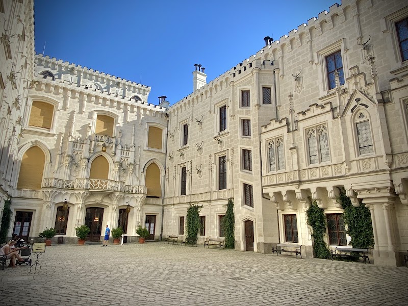 The State Chateau of Hluboká - The State Chateau of Hluboká, Státní zámek Hluboká, Zámek 142, 373 41 Hluboká nad Vltavou, Czechia