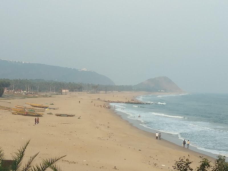 Dolphin's Nose Lighthouse - Dolphin's Nose Lighthouse, Dolphin Hill, Gajuwaka, Andhra Pradesh 530005, India