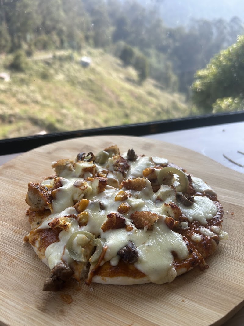 Trekky's cafe - Trekky's cafe 7C25+37J, Kodaikanal Rd, Poombarai, Tamil Nadu 624103, India