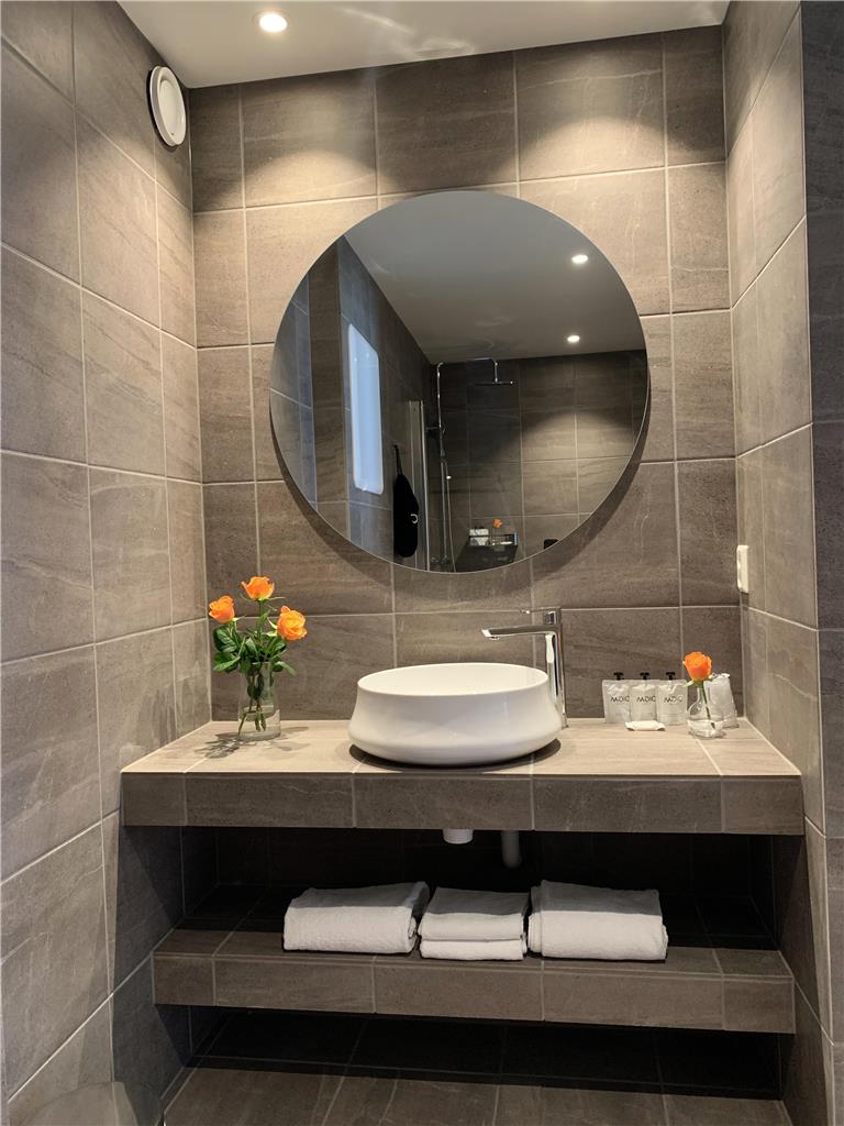 Magic Kloverhuset Harbour Hotel, a member of Radisson Individuals - Magic Kloverhuset Harbour Hotel, a member of Radisson Individuals Strandgaten 15, 5013 Bergen, Norway