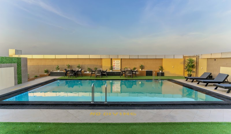 Radisson Hotel Udaipur - Radisson Hotel Udaipur Lakecity Mall, Ashok Nagar Main Rd, Shakti Nagar, Udaipur, Rajasthan 313001, India