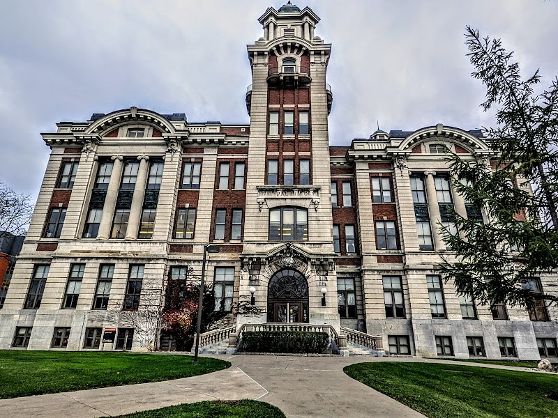 Syracuse University - Syracuse University 900 S Crouse Ave, Syracuse, NY 13244, USA