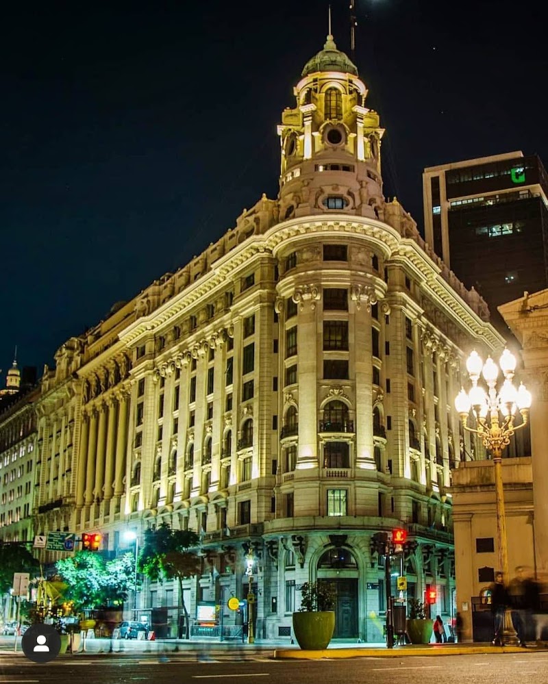 Plaza de Mayo - Plaza de Mayo, Av. Hipólito Yrigoyen s/n, C1087 Cdad. Autónoma de Buenos Aires, Argentina