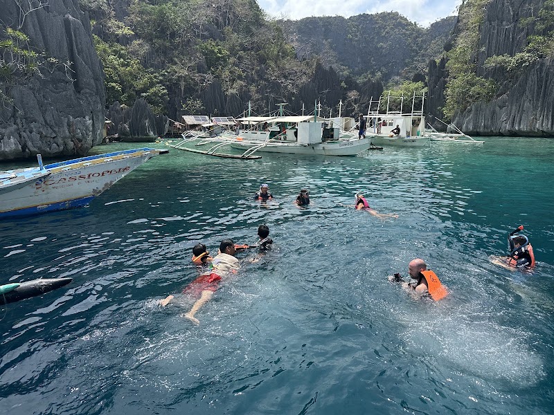 Lusong Gunboat - Lusong Gunboat X2CF+8WC, Coron, Palawan, Philippines