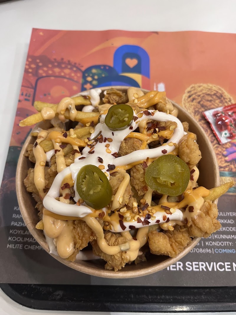 BAKE HOUSE YUMMY FRIED CHICKEN HILITE MALL - BAKE HOUSE YUMMY FRIED CHICKEN HILITE MALL Hilite Mall, Food Court, Kozhikode Bypass, Poovangal, Kozhikode, Pantheeramkavu, Kerala 673014, India