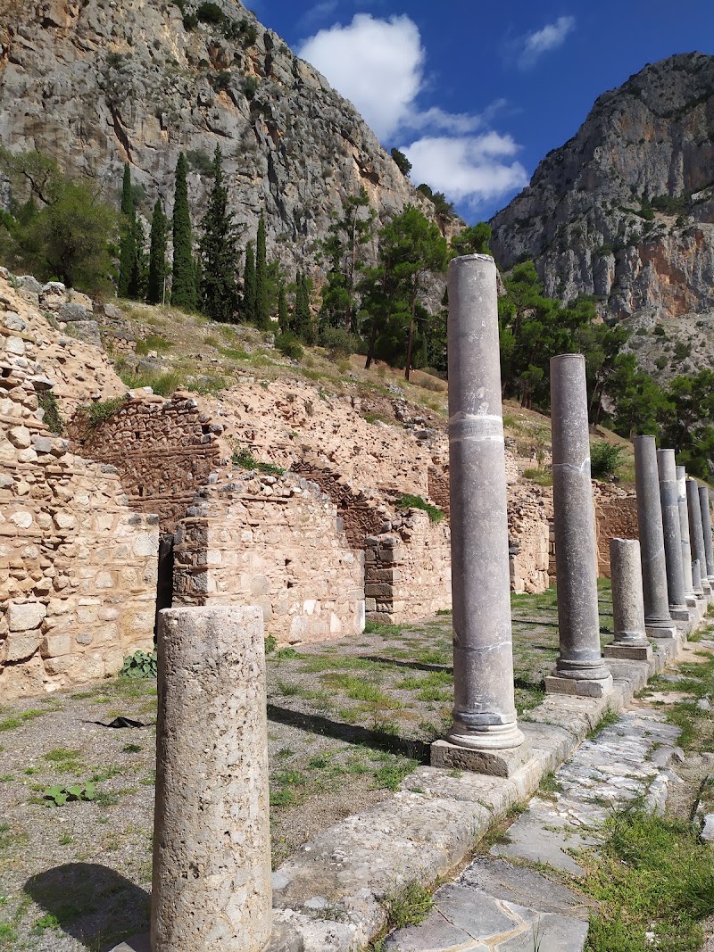Temple of Apollo - Temple of Apollo, Delphi 330 54, Greece