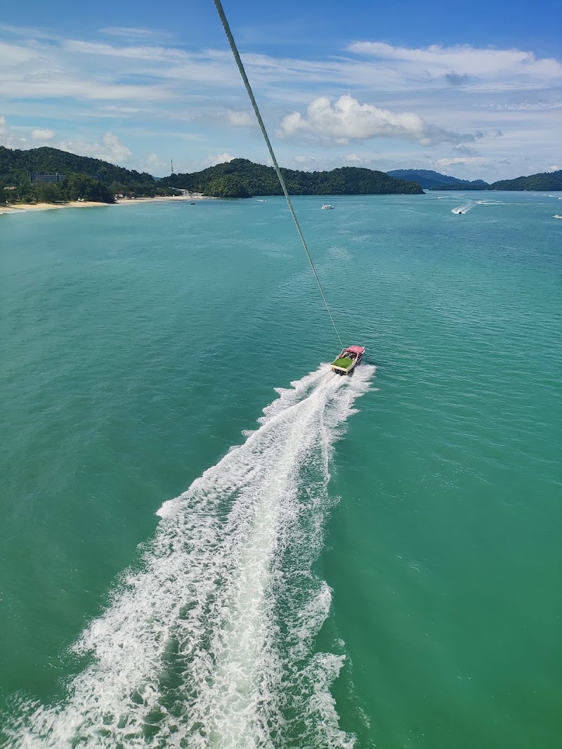 Red Ray Watersports - Red Ray Watersports, Beach by Dataran Cenang Dataran Cenang, Jalan Pantai Chenang, Mukim Kedawang, 07000 Langkawi, Kedah, Malaysia