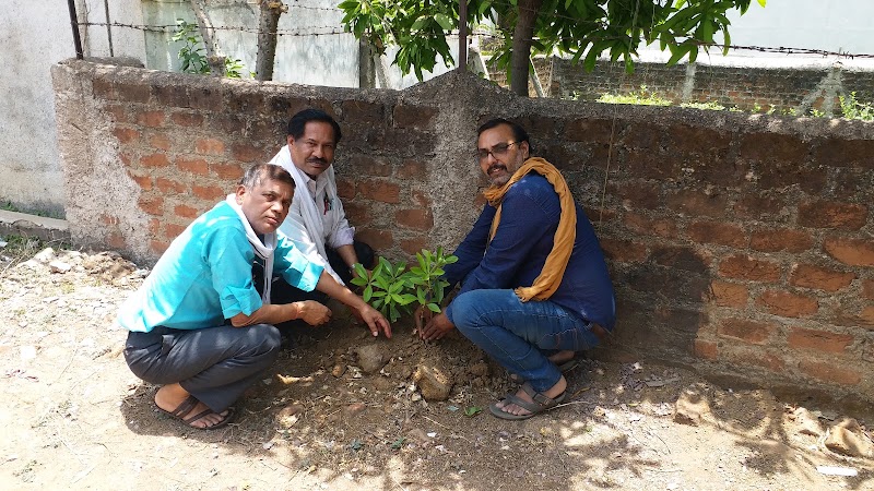 PRSHAMK GRIH (VARADDHAJAN KA ASHRAM) - PRSHAMK GRIH (VARADDHAJAN KA ASHRAM), DISTRICT & SESSION COURT BESIDE WATER TANK DESHPANDE NIWAS, Shikari Para Rd, Balod, Chhattisgarh 491226, India