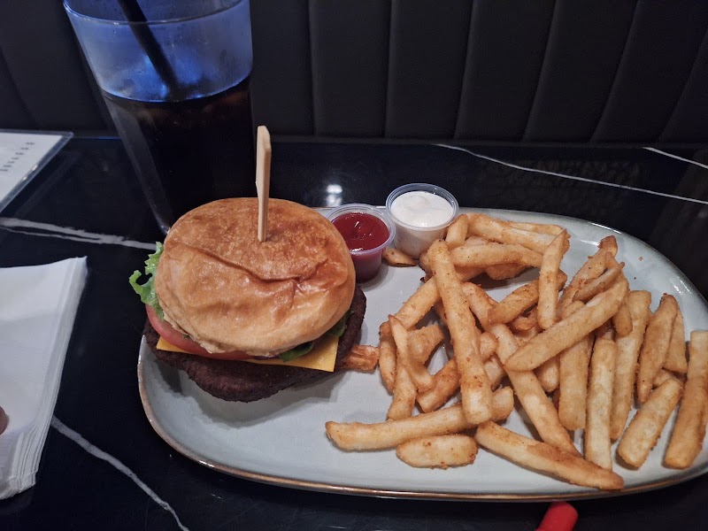 Fusion Lounge - Fusion Lounge 6660 Kennedy Rd S, Mississauga, ON L5T 2M9, Canada