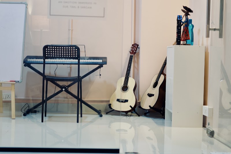 Bloom Creative Zone - HSR - Bloom Creative Zone - HSR, 2nd & 3rd floor, AJ Towers, #1174, 24th Main Rd, above Axis Bank, Garden Layout, Sector 2, HSR Layout, Bengaluru, Karnataka 560102, India