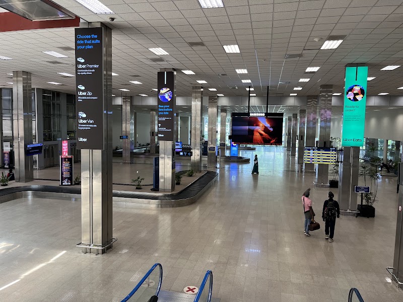 Colombo Bandaranaike International Airport - Colombo Bandaranaike International Airport Airport and Aviation Services (Sri Lanka) (Private) Limited, Canada Friendship Rd, Katunayake 11450, Sri Lanka