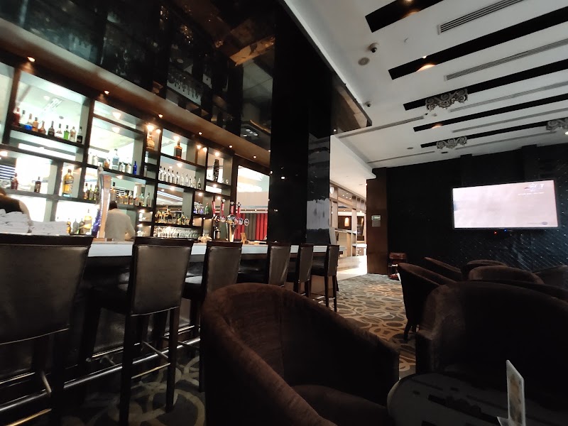 Bar And Lounge - Ramada Gurgaon Central - Bar And Lounge - Ramada Gurgaon Central Ramada Gurgaon Central, Kanahi, Gurugram, Haryana 122003, India