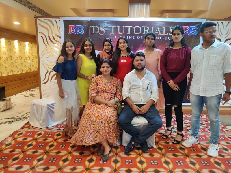 D.s.tutorials Commerce Coaching - D.s.tutorials Commerce Coaching, opposite Pipalini Sweets Gali, near lions club, SDA colony, Hans Nagar, Sambalpur, Odisha 768001, India