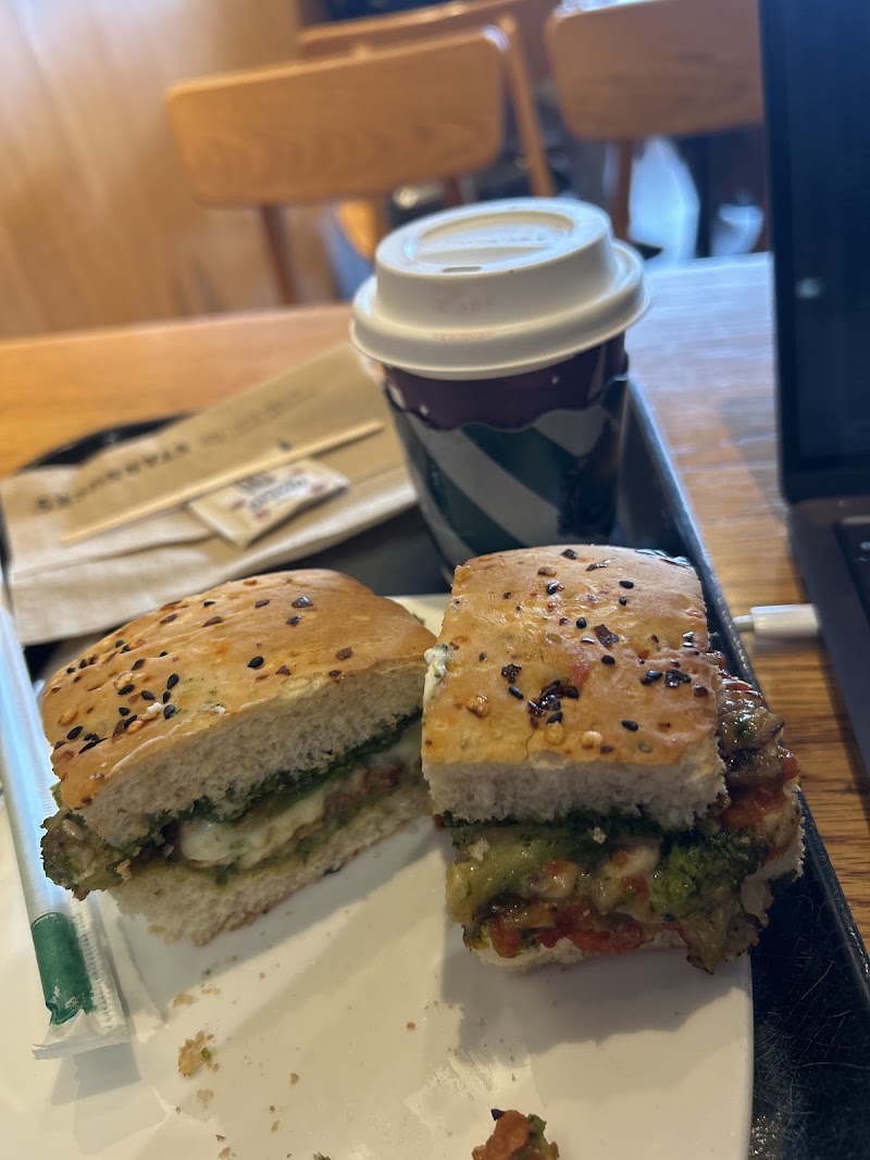 Starbucks - Starbucks 1st Floor Part 2, Plot No E21, South Extension, New Delhi, Delhi 110049, India