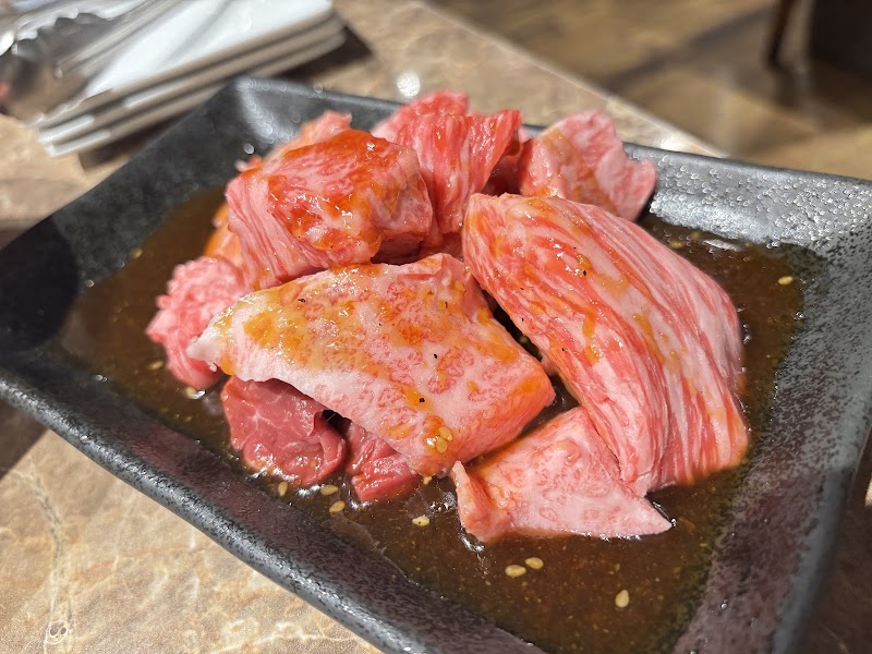 Wagyu Yakiniku Ushihachi Akihabaraten - Wagyu Yakiniku Ushihachi Akihabaraten Japan, 〒101-0021 Tokyo, Chiyoda City, Sotokanda, 4-chōme−4−２ HULIC&New AKIHABARA 4F
