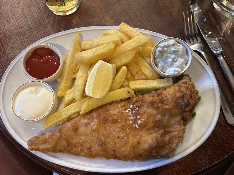 The Victoria, Paddington - The Victoria, Paddington 10A Strathearn Pl, Tyburnia, London W2 2NH, UK