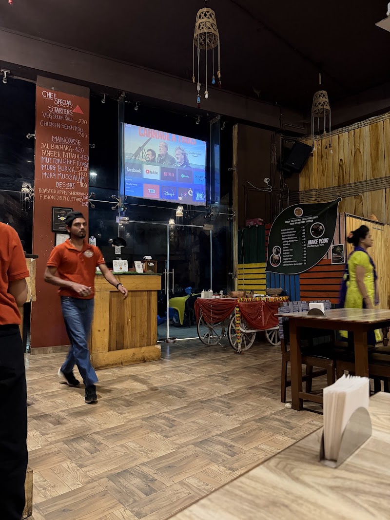 Highway K'tchen Goa - Highway K'tchen Goa Shop No-5A, Umiya Quatro - D, Green Valley, Dabolim, Ijorshi, Goa 403801, India