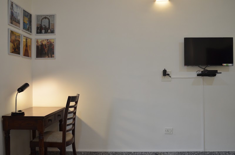 Oasis House - Oasis House 196, Gandhi Path, Queens Rd, opposite Utsav Marriage Garden, Guru Jhambeshwar Nagar A, Block E, Vaishali Nagar, Jaipur, Rajasthan 302021, India