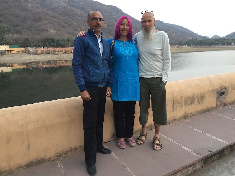 Tour Guide Delhi - Tour Guide Delhi, F 336, Old M B Road, Chatri Wala Kuan, Lado Sarai, New Delhi, Delhi 110030, India