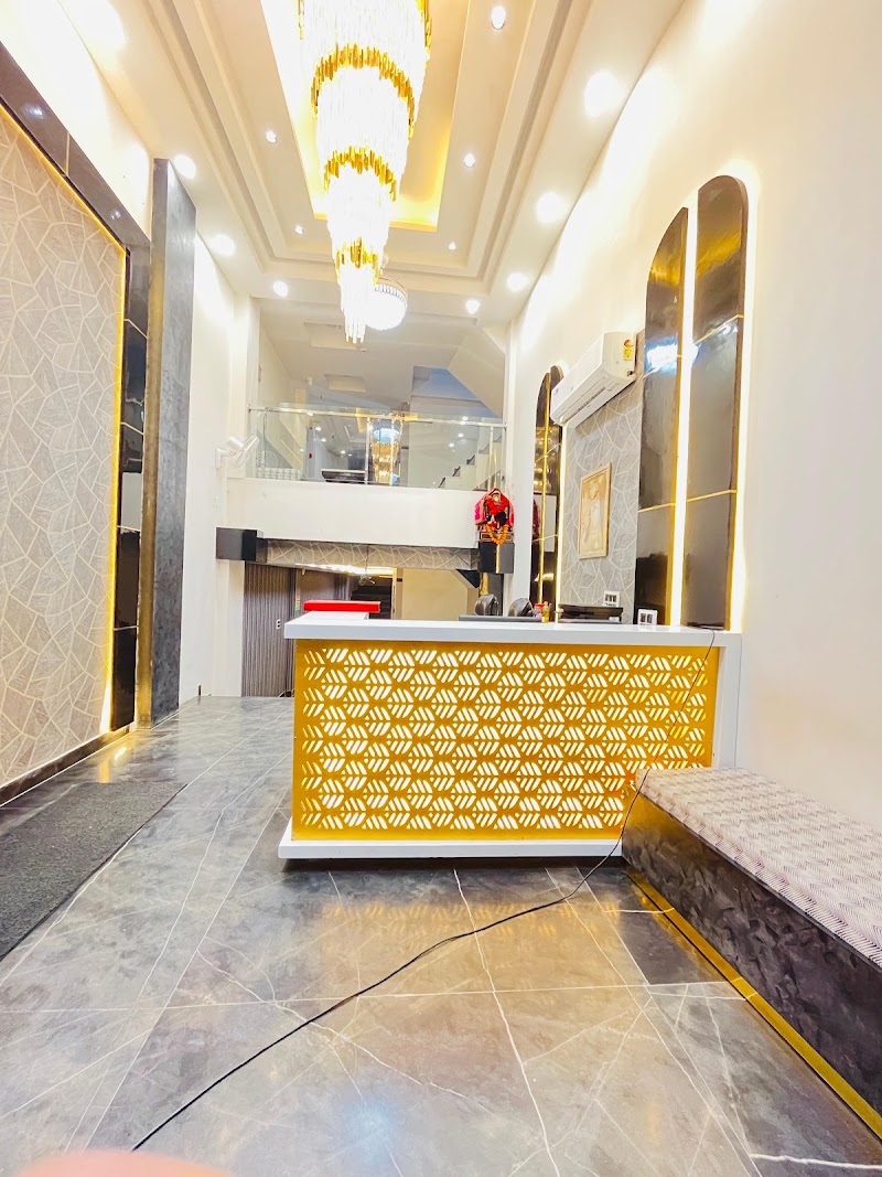 Hotel Red stone inn New Delhi - Hotel Red stone inn New Delhi 671, 6, Totti chowk, Bazar Sangatrashan, Main Bazar, Aram Bagh, Paharganj, New Delhi, Delhi 110055, India