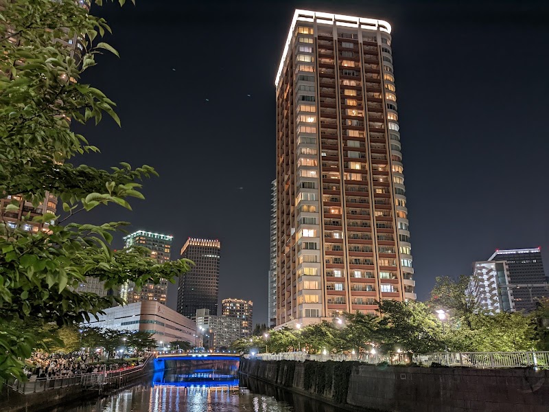 Gotanda Waterfront Plaza - Gotanda Waterfront Plaza, 2-chōme-9-11 Higashigotanda, Shinagawa City, Tokyo 141-0022, Japan