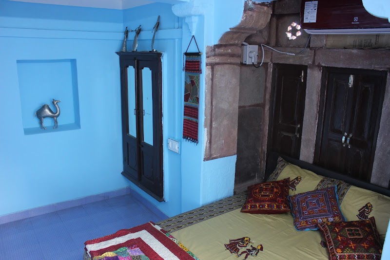 Geeta Mahal {Home Stay} - Geeta Mahal {Home Stay} mehron ka chowk, Naya bas, Sodagaran Mohalla, Jodhpur, Rajasthan 342001, India