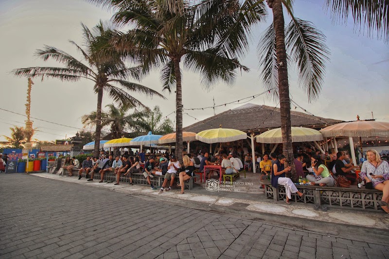 Old Man's - Old Man's old man's, Jl. Pantai Batu Bolong No.117X, Canggu, Kec. Kuta Utara, Kabupaten Badung, Bali 80351, Indonesia
