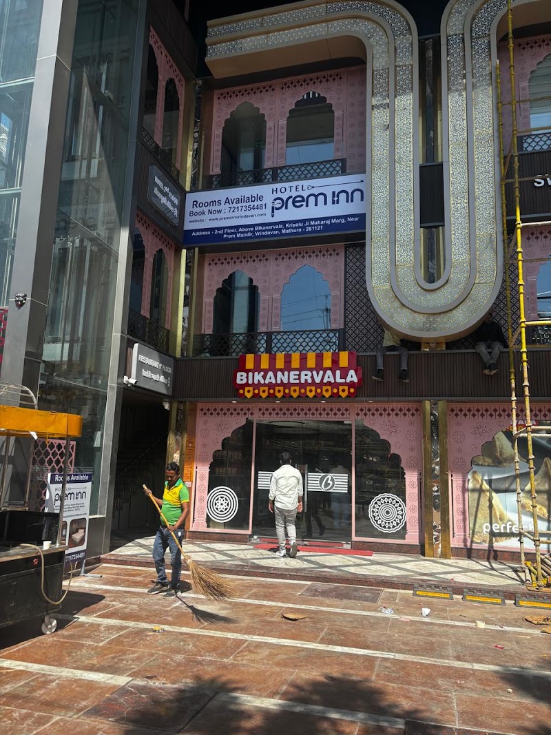 Hotel Prem Inn - Hotel Prem Inn, 2nd Floor, Shri Kripalu Ji Maharaj Marg, above Bikanervala, near Prem Mandir, Raman Reiti, Vrindavan, Uttar Pradesh 281121, India