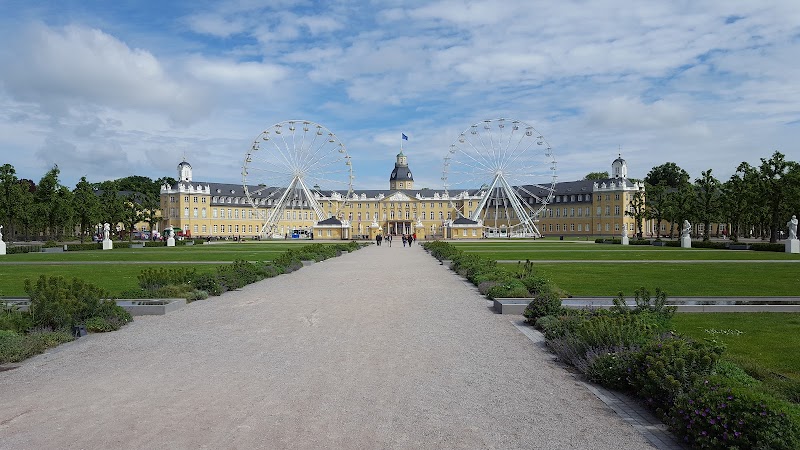 Karlsruhe Palace - Karlsruhe Palace, Schloßbezirk 10, 76131 Karlsruhe, Germany