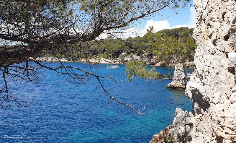 Baie des Milliardaires d'Antibes - Baie des Milliardaires d'Antibes 2 Chem. des Douaniers, 06160 Antibes, France