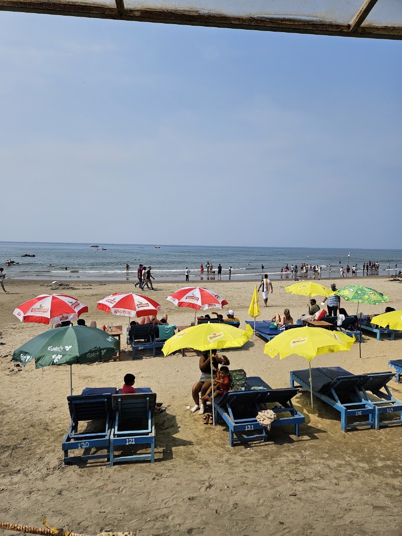 Vagator Beach Cross - Vagator Beach Cross HPXM+R2W, Bardez, Anjuna, Goa, India