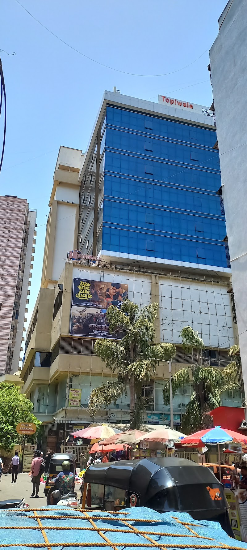 Topiwala Mukta A2 Cinemas, Goregaon West - Topiwala Mukta A2 Cinemas, Goregaon West 2nd Floor, Topiwala Center, Topiwala Rd, near Station (West, Kakaji Nagar, Jawahar Nagar, Goregaon East, Mumbai, Maharashtra 400104, India