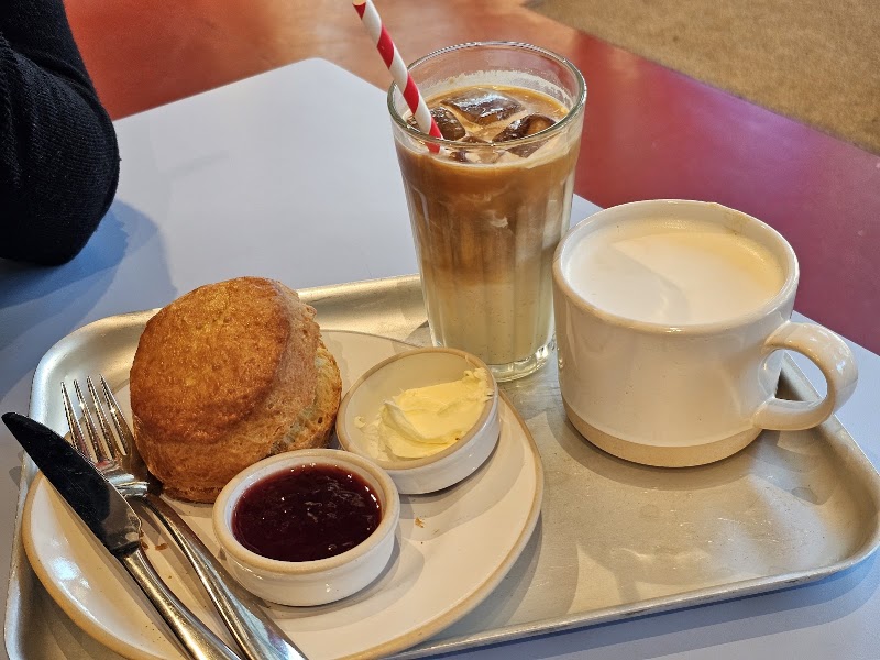 GAIL's Bakery Paddington Square - GAIL's Bakery Paddington Square 1 Paddington Sq, London W2 1DL, UK