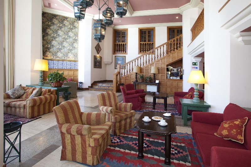 Apartahotel Trevenque - Apartahotel Trevenque Andalucía Pl., 6, 18196 Sierra Nevada, Granada, Spain