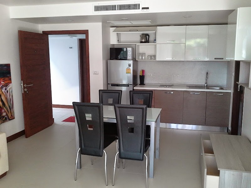 Phuket Beach Condo - Phuket Beach Condo, 266 Patak Rd, Tambon Karon, Amphoe Mueang Phuket, Chang Wat Phuket 83100, Thailand