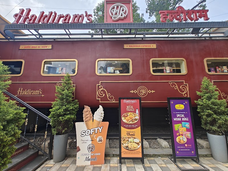 Haldiram's - The Railway Coach Restaurant, Pune - Haldiram's - The Railway Coach Restaurant, Pune Platform No. 6, Side, Circulating Area, PUNE RAILWAY STATION, Tadiwala Rd, near DRM Office, Sangamvadi, Pune, Maharashtra 411001, India