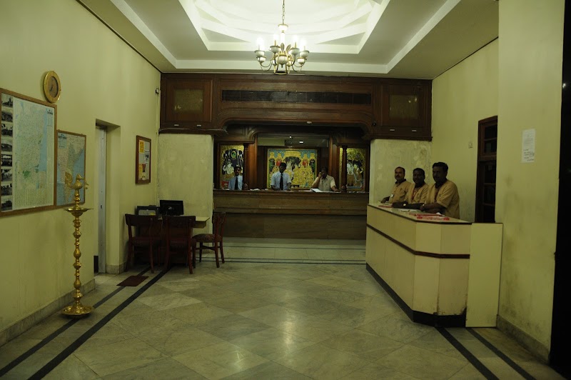 New Woodlands Hotel - New Woodlands Hotel 72-75, Dr Radha Krishnan Salai, CIT Colony, Mylapore, Chennai, Tamil Nadu 600004, India