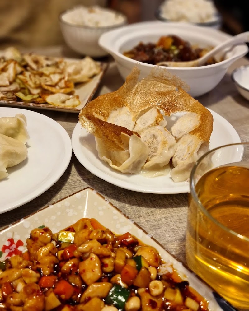 Hutong Bistro - Hutong Bistro Adersstraße 24, 40215 Düsseldorf, Germany