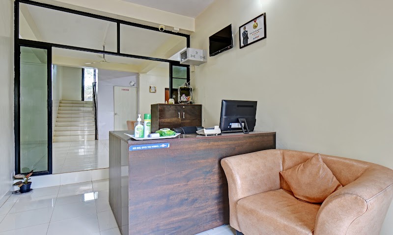 Hotel Silver Inn Mahabaleshwar - Hotel Silver Inn Mahabaleshwar, Opp. Hill Range High School, Village Bhilar, Panchgani - Mahabaleshwar Rd, Mahabaleshwar, Bhose, Maharashtra 412805, India