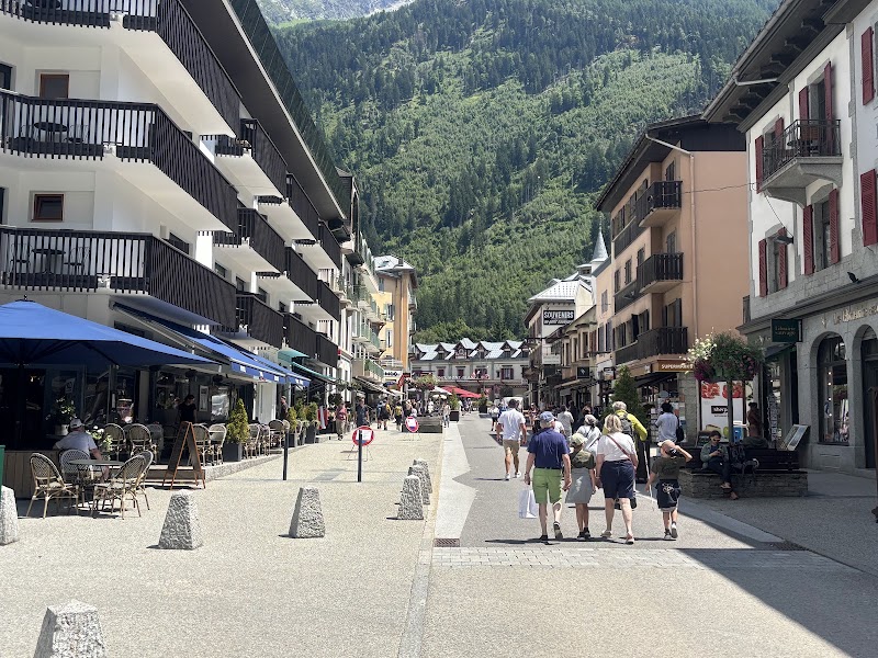 Chamonix-Mont-Blanc - Chamonix-Mont-Blanc, Rue des Allobroges, 74400 Chamonix-Mont-Blanc, France