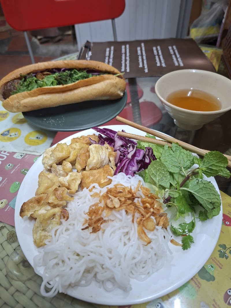 Bao An Vegan street food - Bao An Vegan street food 66B Trần Hưng Đạo, Cửa Nam, Hà Nội, Vietnam