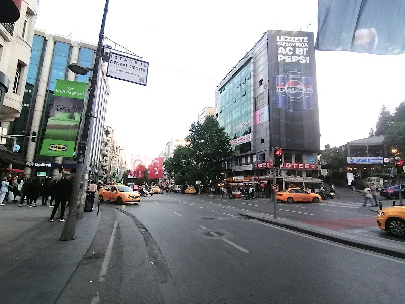 Osmanbey Metro Station - Osmanbey Metro Station, Halaskargazi Mah., 34363 Şişli/İstanbul, Türkiye