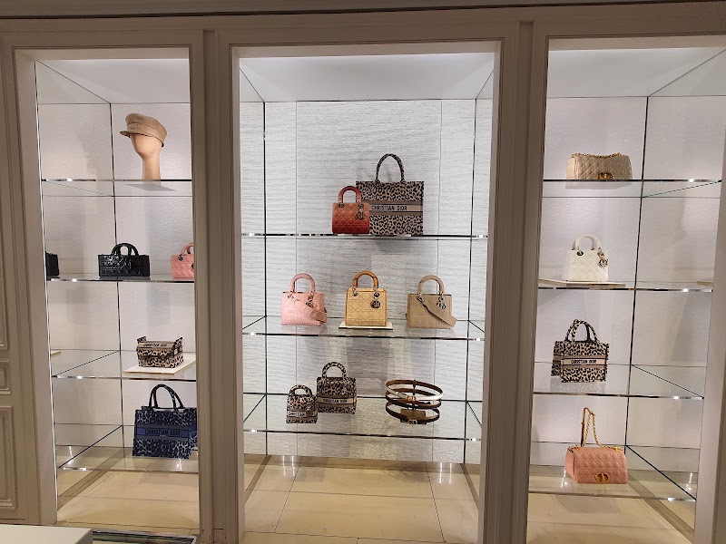 DIOR Frankfurt Goethestrasse - DIOR Frankfurt Goethestrasse, Goethestraße 13, 60313 Frankfurt am Main, Germany