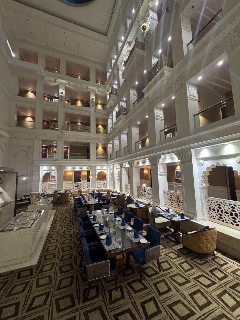 Sheraton Grand Pune Bund Garden Hotel - Sheraton Grand Pune Bund Garden Hotel Sheraton Grand Pune Bund Garden Hotel, Raja Bahadur Motilal Rd, Bund Garden, Sangamvadi, Pune, Maharashtra 411001, India