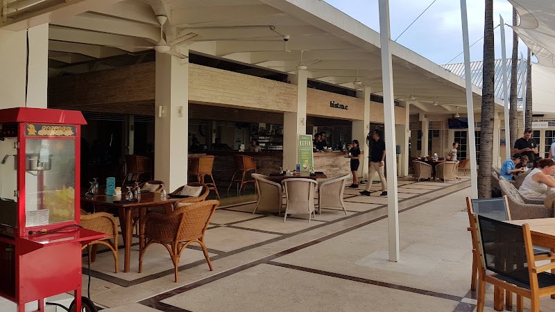FINNS Beach Club