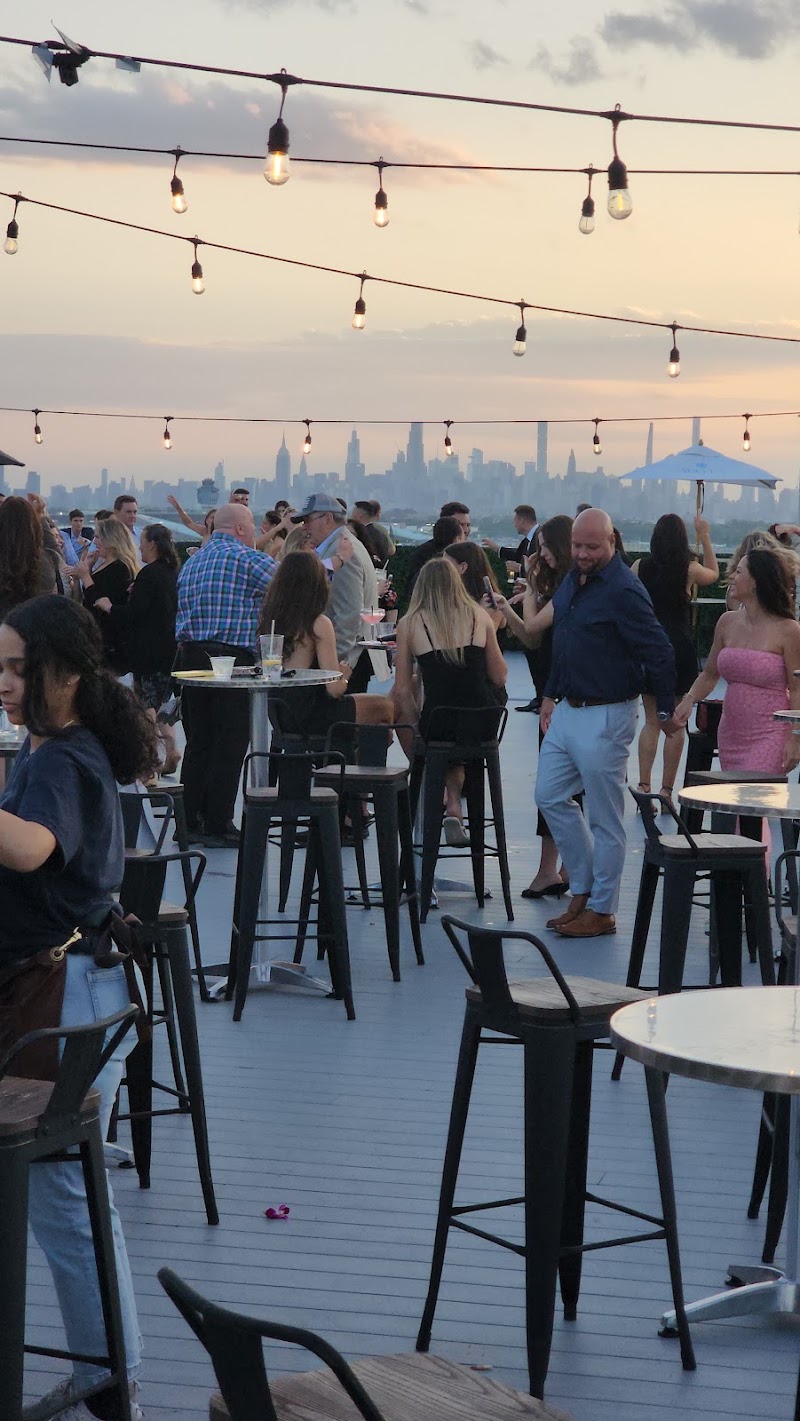 Cityview Rooftop Event Space & Lounge