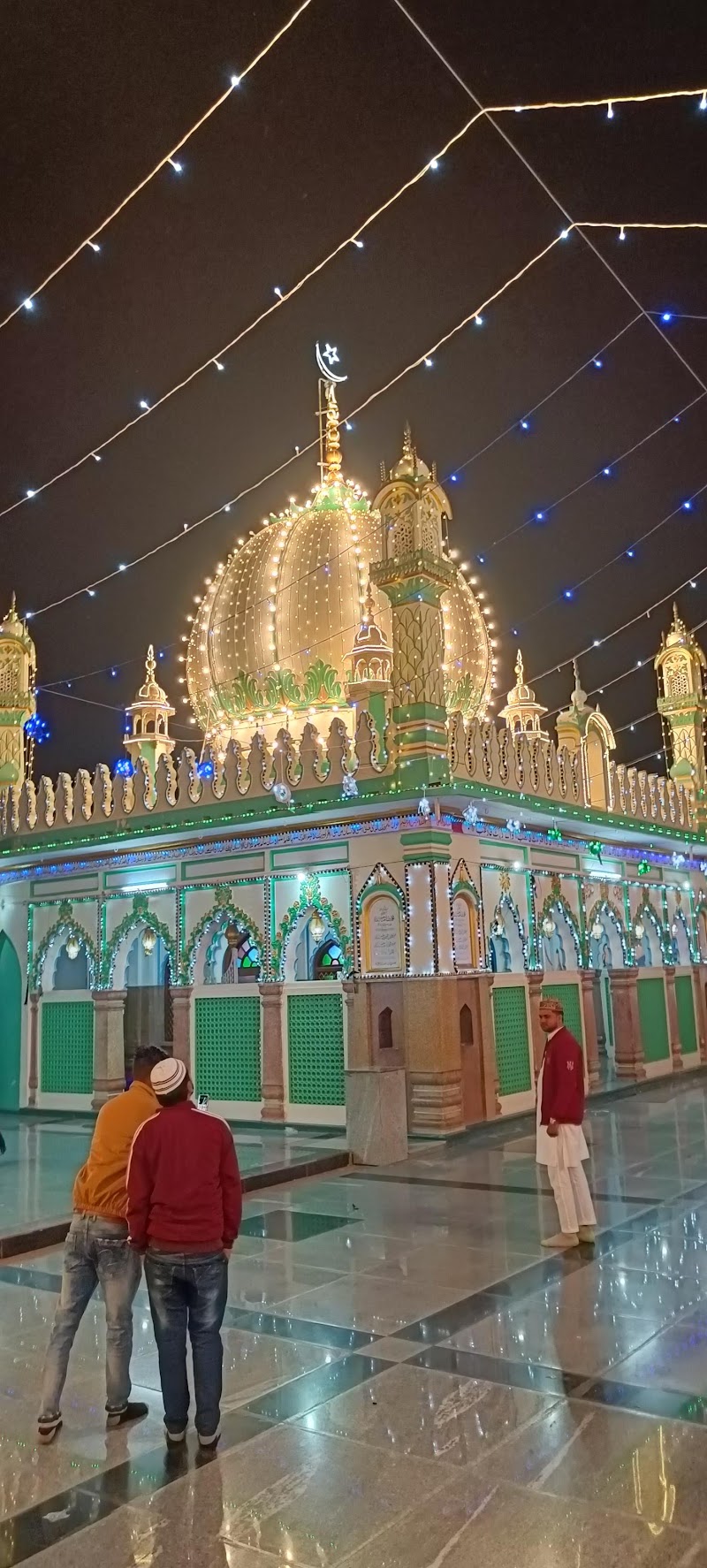 Hazrat alhaj sufi Gaffar hasan chisti sha R.A - Hazrat alhaj sufi Gaffar hasan chisti sha R.A, 3P6X+J6G, Abhanpur, Chhattisgarh 493661, India