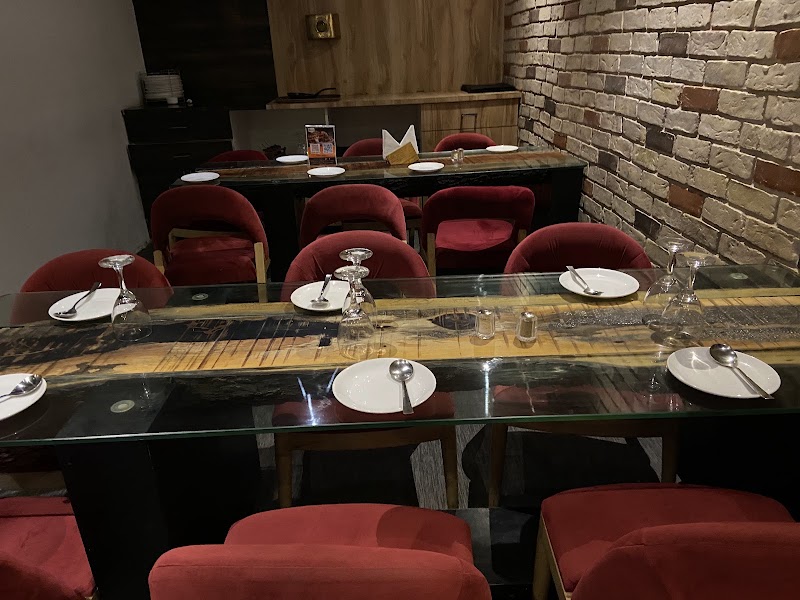Natraj Hotel and Restaurant - Natraj Hotel and Restaurant Bapu Bazar Main Rd, behind Ashoka Cinema Road, Bapu Bazar, Nada Khada, Udaipur, Rajasthan 313001, India