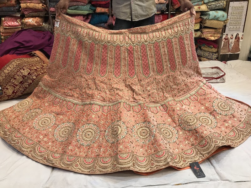 Gopal Saree Center - Gopal Saree Center Corner Showroom, 114, Haldion Ka Rasta, Johri Bazar, Ramganj Bazar, Jaipur, Jaipur Nagar Nigam Area, Rajasthan 302003, India