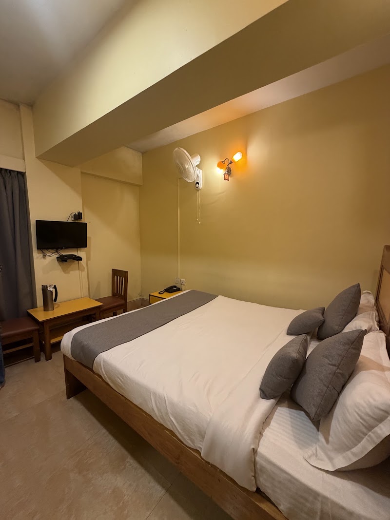 Hotel Lake View Inn - Hotel Lake View Inn Opp State Bank of India, M.G. Road, Police Bazar, Shillong, Meghalaya 793001, India
